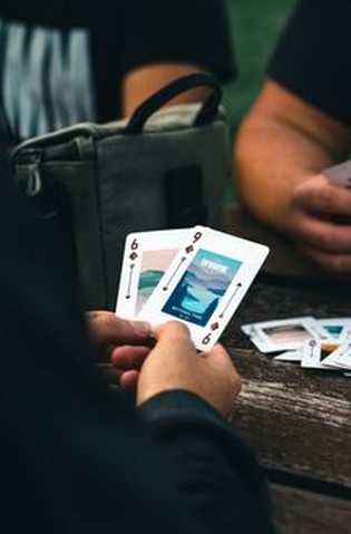xì tố trực tuyến Kubet